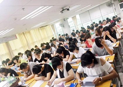 辽宁成人高考几月份开始考试？